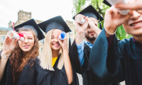 Master of Business Administration (MBA) oder Master of Laws (M.Sc.) als Hochschulzertifikat